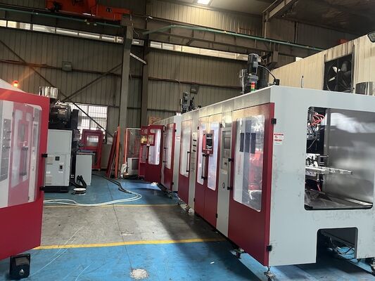 Pet Bottle Blow Molding Machine Including 15kw Extrusion Motor Power